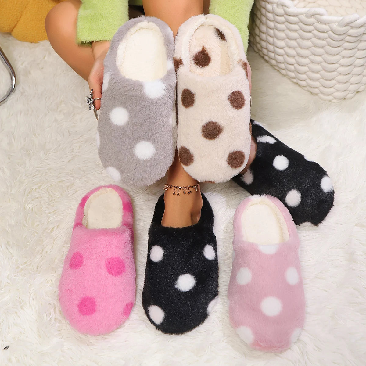 Winter Women's Heart-Shaped Slippers – Soft Sole, Silent & Comfortable Indoor Shoes